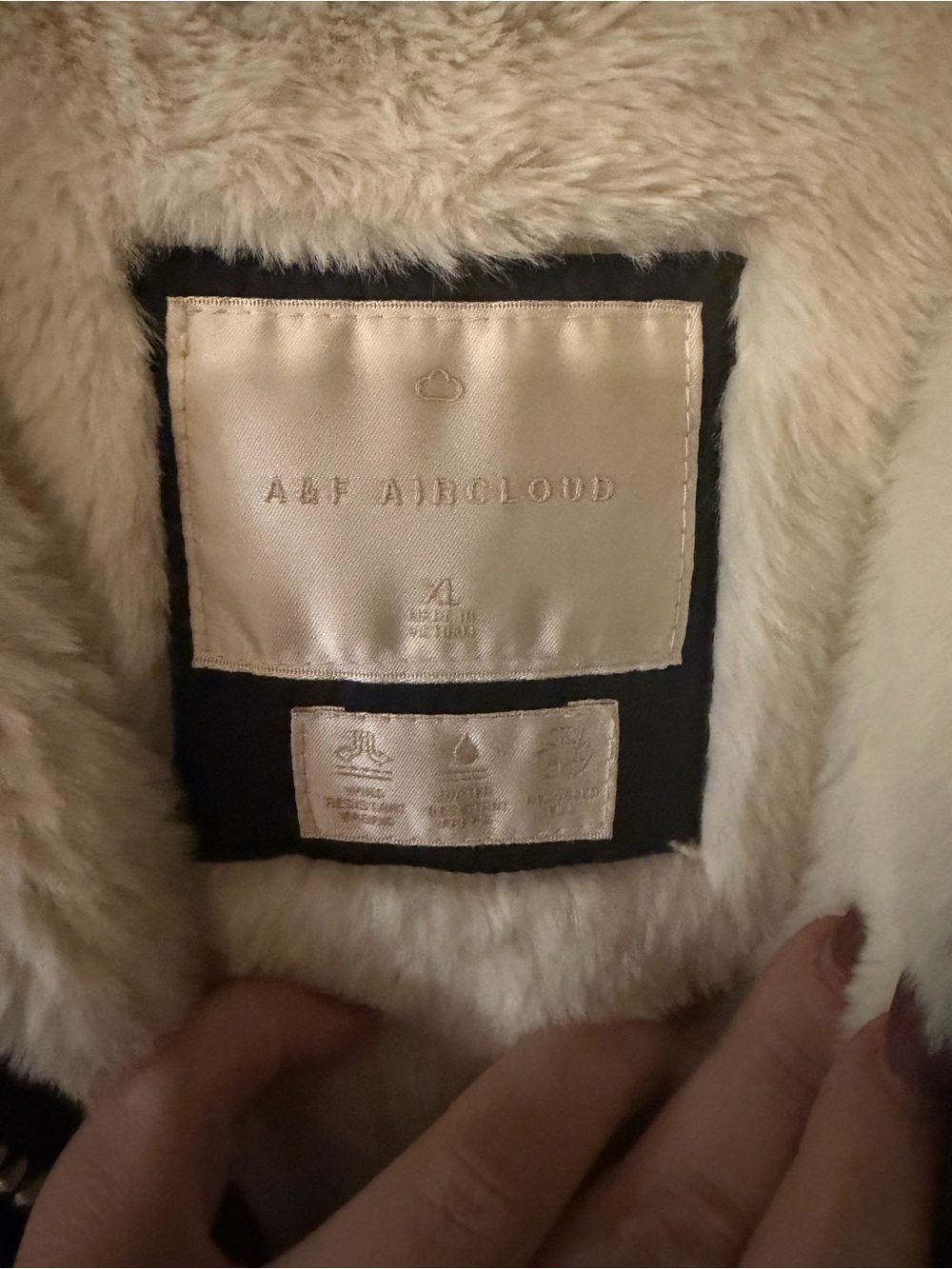 Abercrombie Air Cloud Puffer Parka - Picture 6 of 6